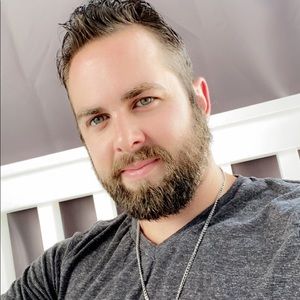 Meet your Posher, Cory